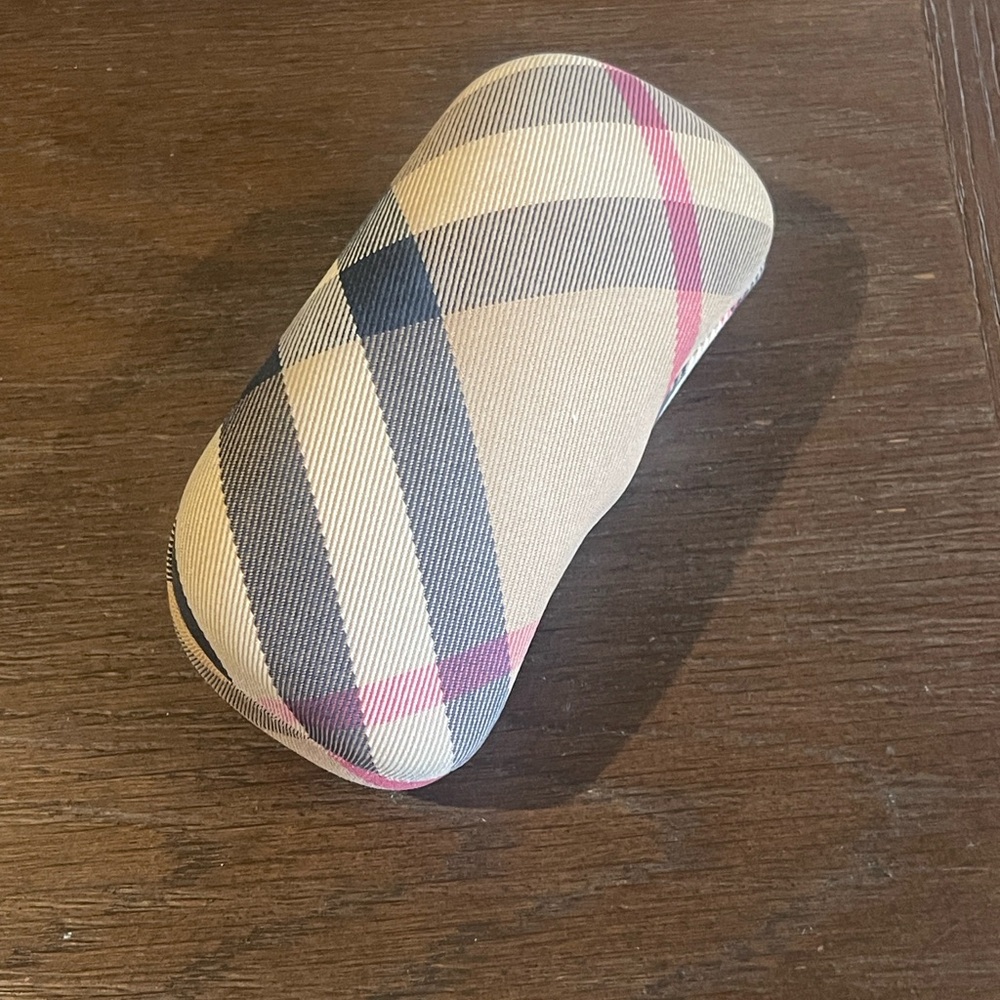 Burberry Plaid Hard Clamshell Sunglasses Glasses Case